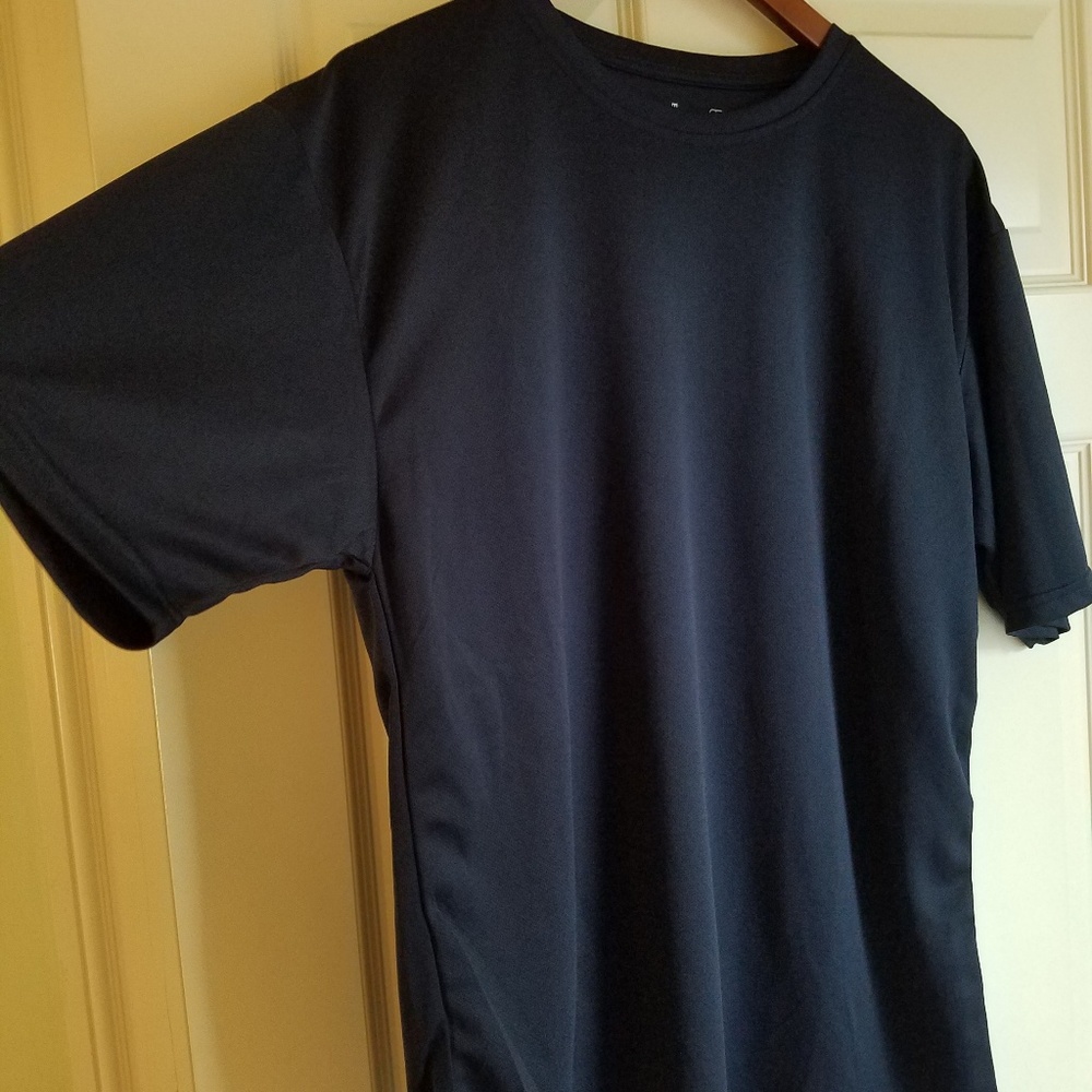 Large Dunbrook perormance T